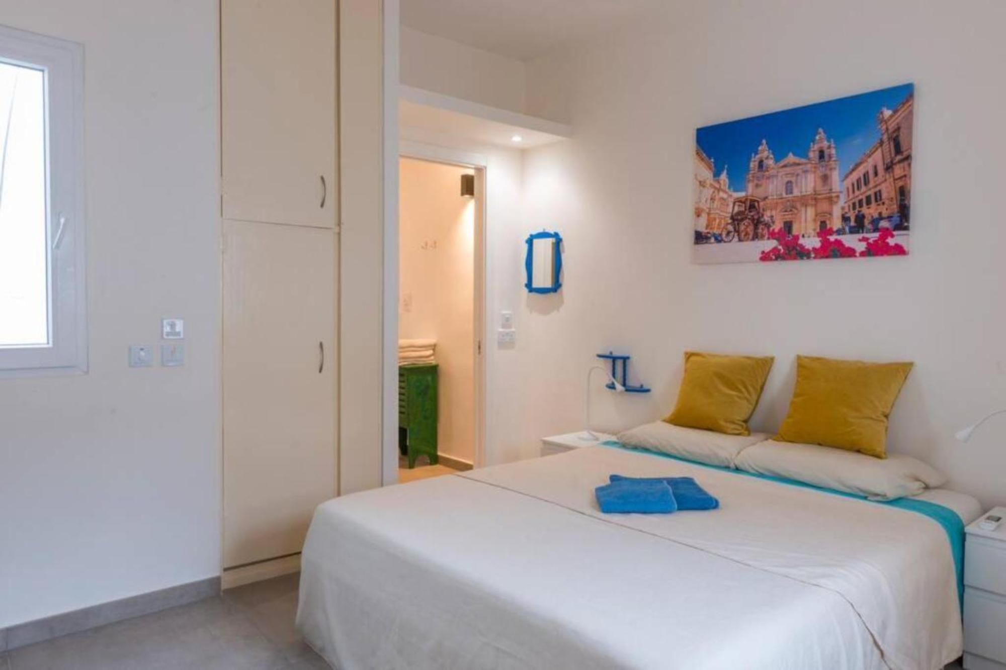 Authentic 1St Fl Apartment At The 3 Cities Marina Cospicua Exterior foto